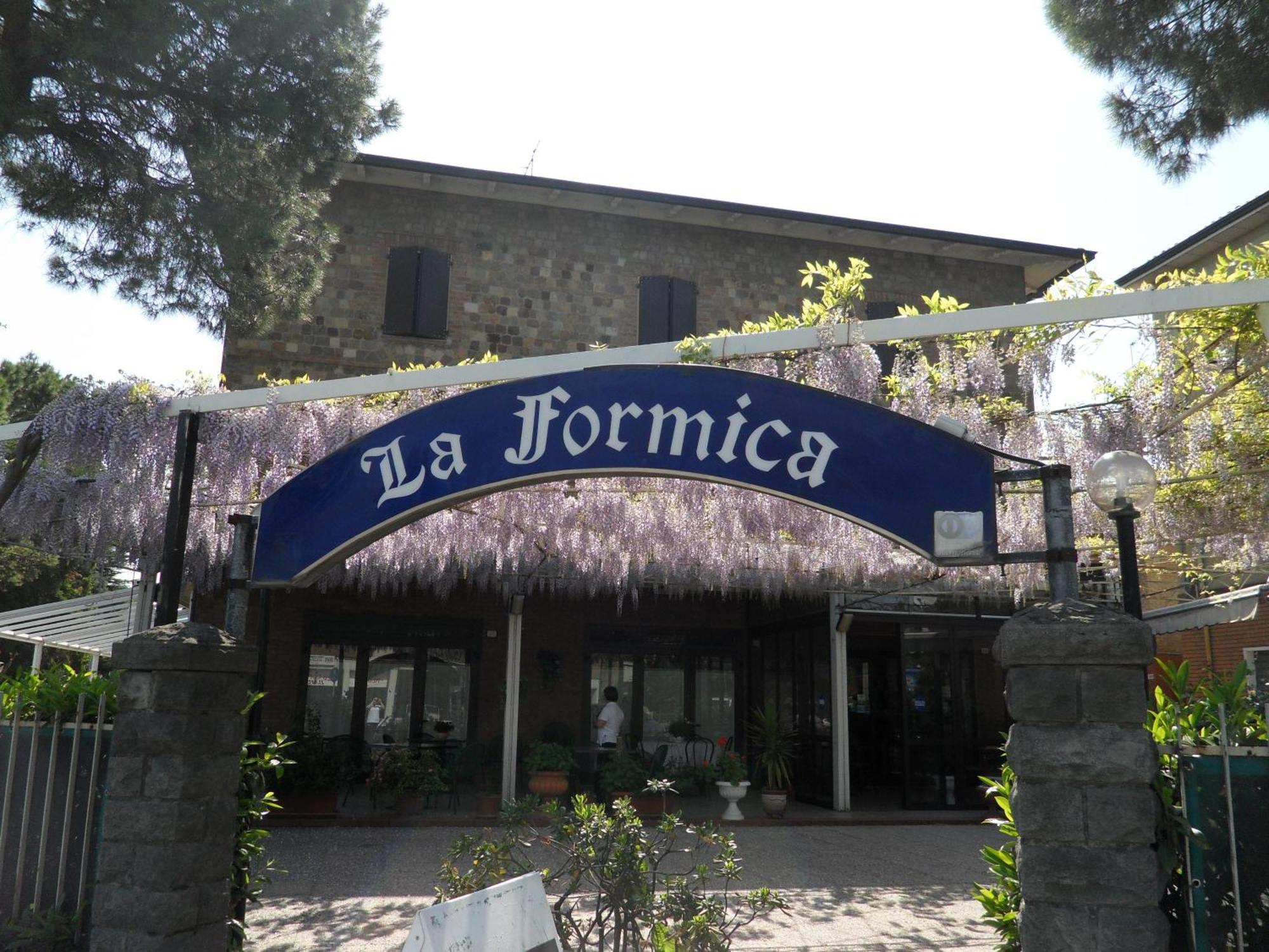 Hotel Formica Savignano sul Panaro Kültér fotó